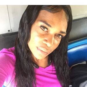 Meet your Posher, Latasha